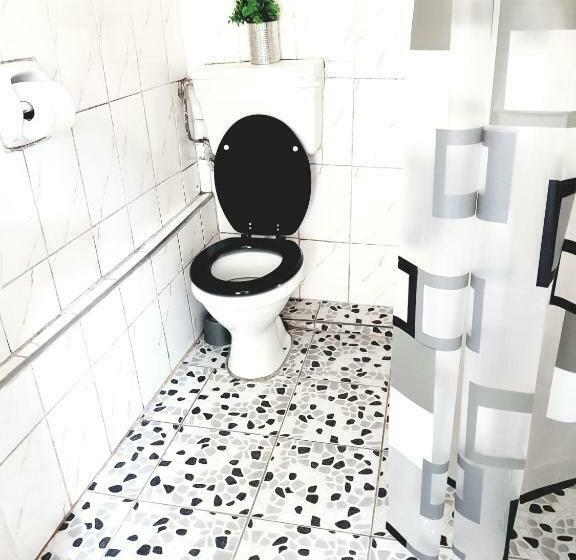 اتاق استاندارد, Chinyonga Guesthouse