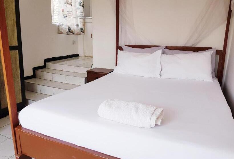 اتاق استاندارد, Chinyonga Guesthouse