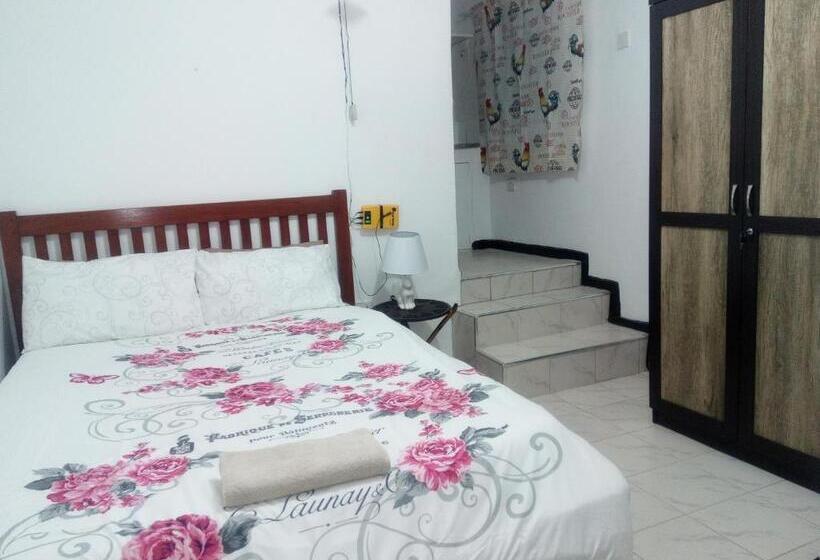 اتاق استاندارد, Chinyonga Guesthouse