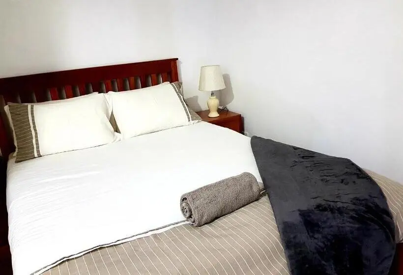 کلبه ییلاقی سوپریور یک خوابه, Chinyonga Guesthouse