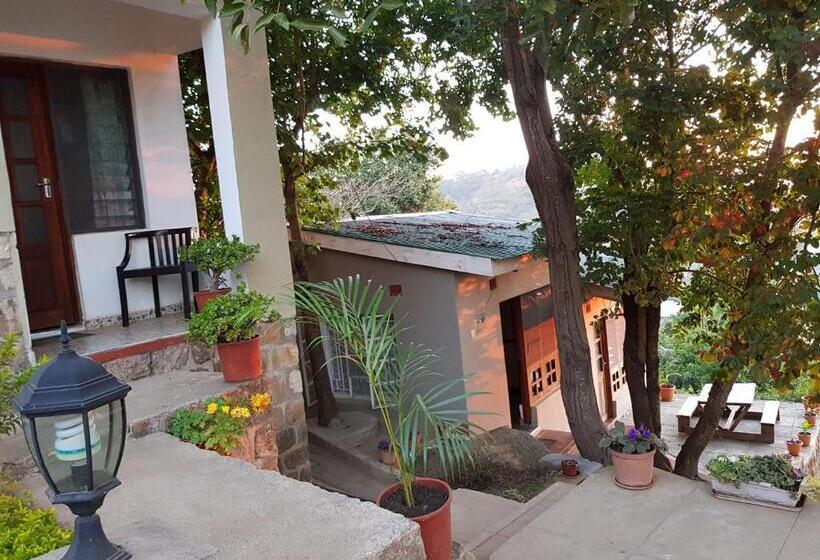 کلبه ییلاقی سوپریور یک خوابه, Chinyonga Guesthouse