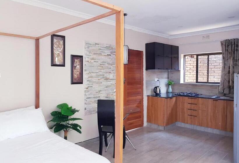 استودیو استاندارد با چشم‌انداز, Chinyonga Guesthouse