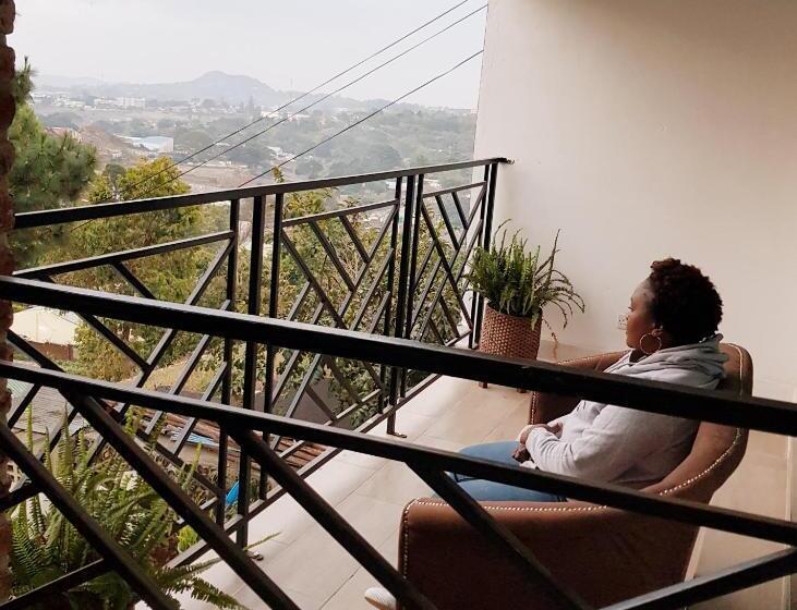آپارتمان 1 خوابه با بالکن, Chinyonga Guesthouse