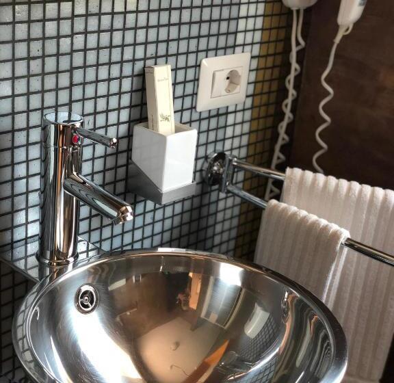 ダブルベッドのベーシックルーム, Sk Active Hotel   Ex Garni Hotello