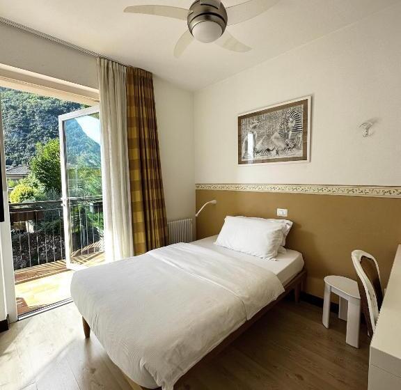 ダブルベッドのベーシックルーム, Sk Active Hotel   Ex Garni Hotello