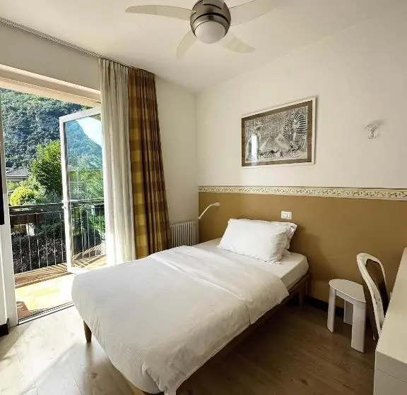 اتاق عادی با تخت دوبل, Sk Active Hotel   Ex Garni Hotello