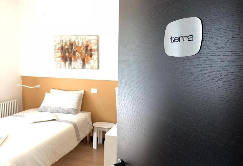 베이직 룸 더블 침대, Sk Active Hotel   Ex Garni Hotello