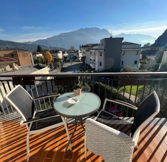 اتاق استاندارد با بالکن, Sk Active Hotel   Ex Garni Hotello