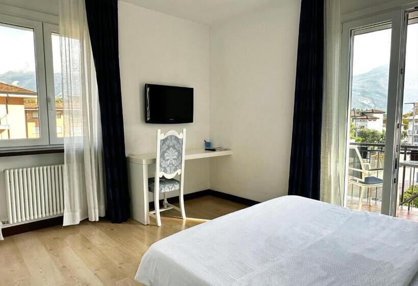 デラックスルーム, Sk Active Hotel   Ex Garni Hotello