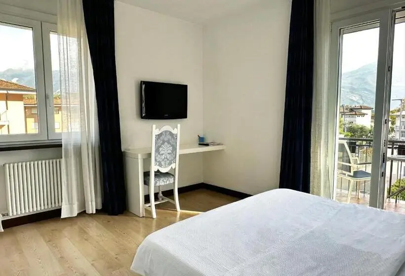 اتاق لوکس, Sk Active Hotel   Ex Garni Hotello