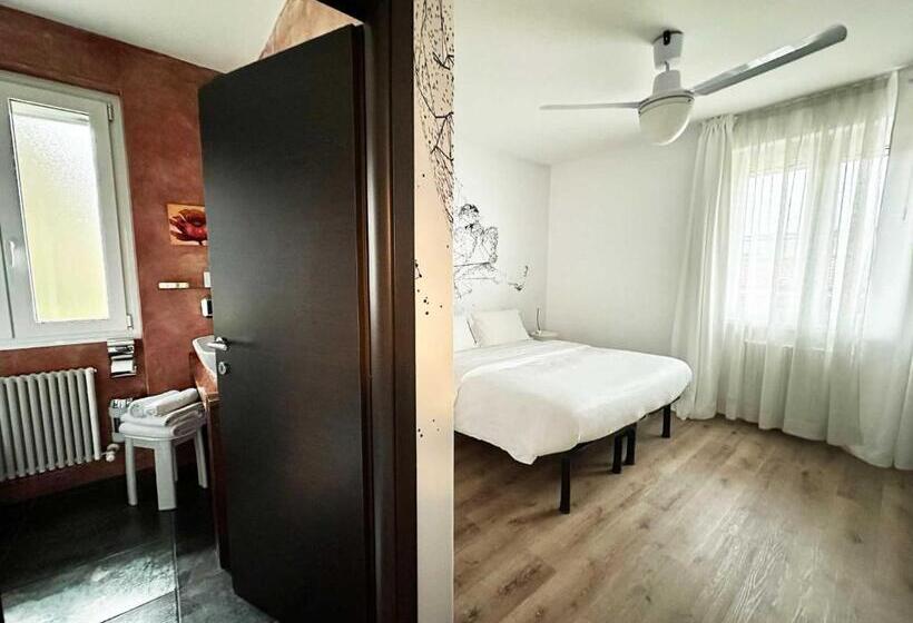 スーペリアールーム, Sk Active Hotel   Ex Garni Hotello