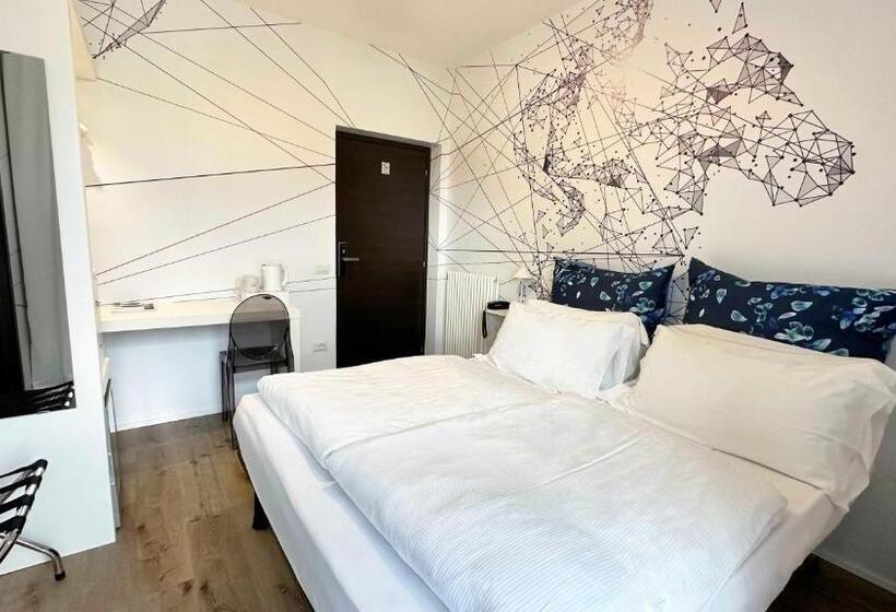 스탠다드 발코니 룸, Sk Active Hotel   Ex Garni Hotello