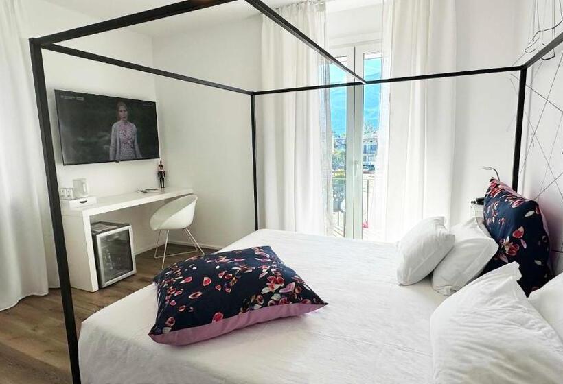 디럭스 룸, Sk Active Hotel   Ex Garni Hotello