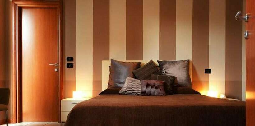 غرفة قياسية, Agorà