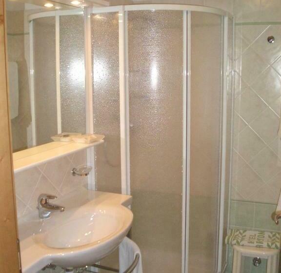 Номер Стандарт, Ariston S