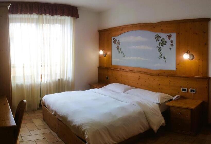 Семейный Полулюкс, Ariston S