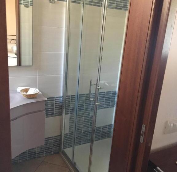 חדר משפחתי, Belvedere