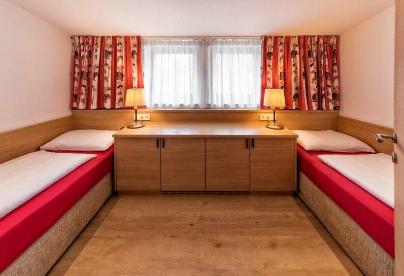 סוויטה משפחתית, Biancaneve Family