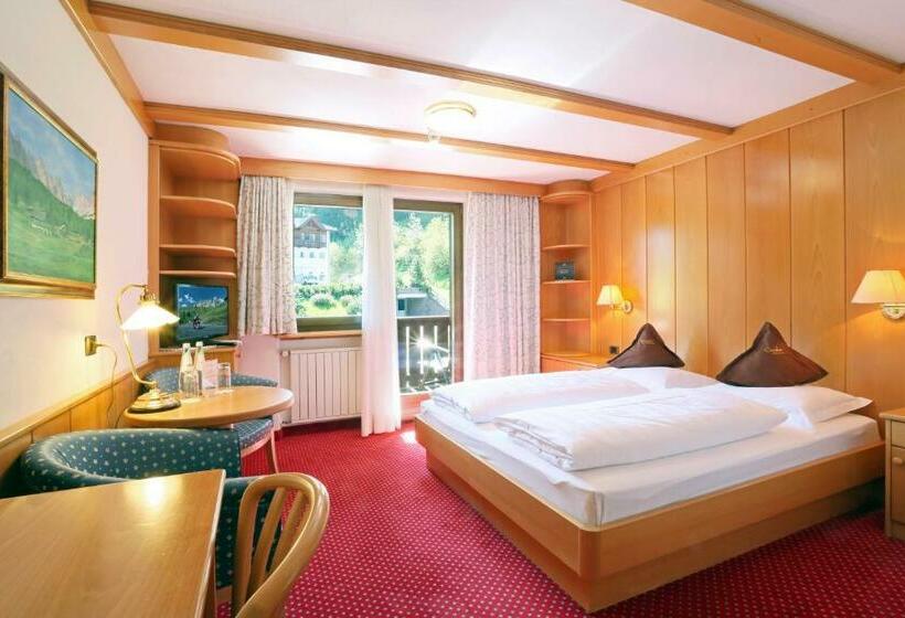 חדר סטנדרט נוף להרים, Condor