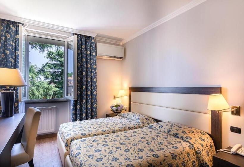 חדר סטנדרט, Dei Tigli