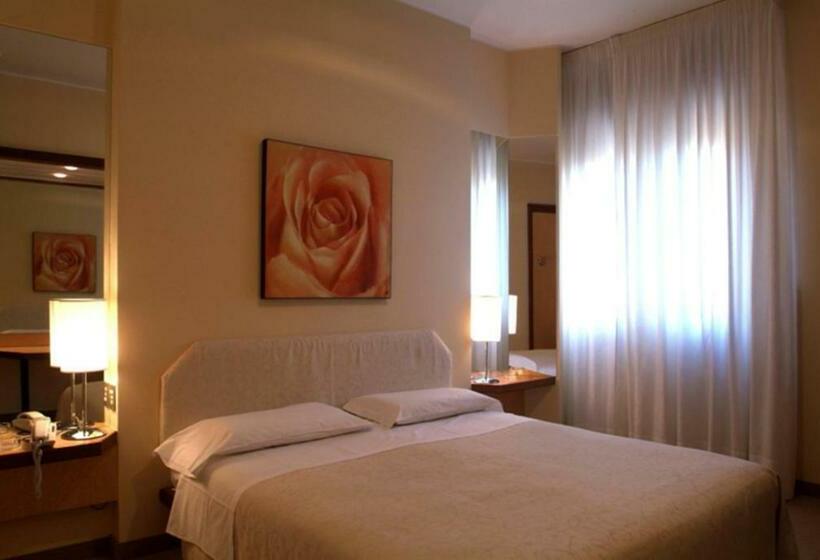 חדר קלאסי, Globo