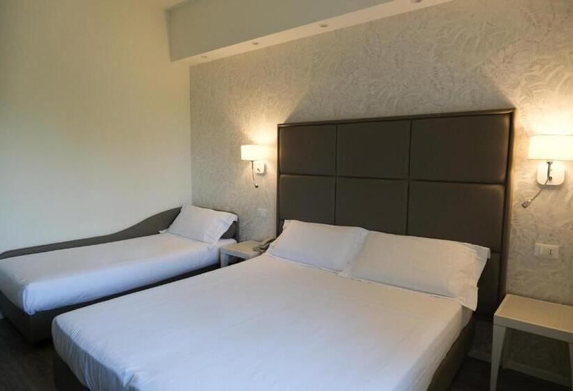 חדר סופריור לשלושה, Globo