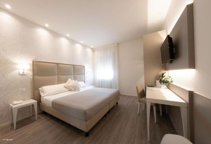 חדר סופריור, Globo