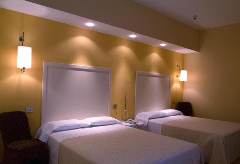 חדר משפחתי, Globo