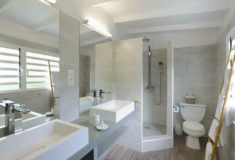 سوئیت با تخت بزرگ, Koho Sxm Ex Hevea