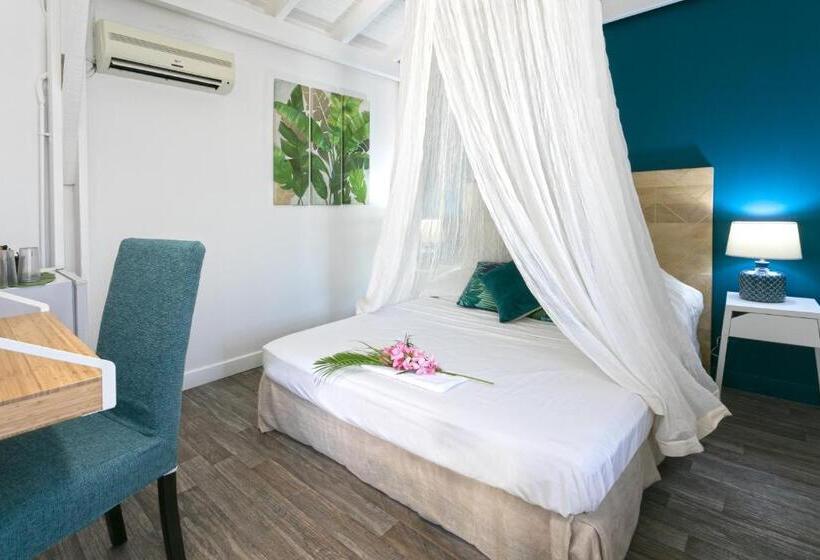 اتاق کلاسیک, Koho Sxm Ex Hevea