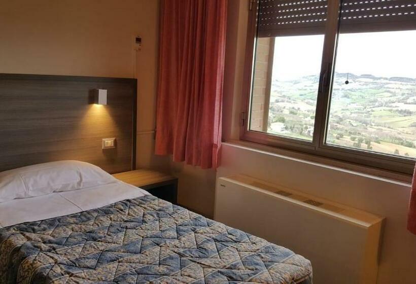اتاق استاندارد, La Fonte