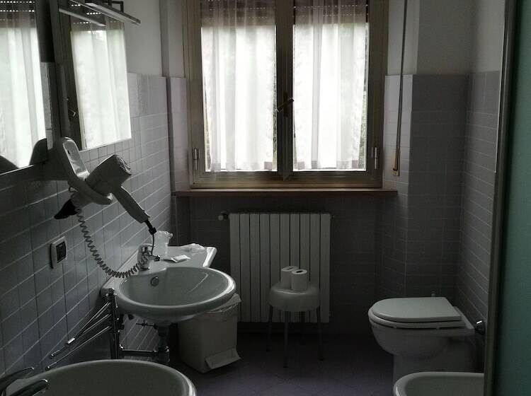 Номер Стандарт, La Fonte