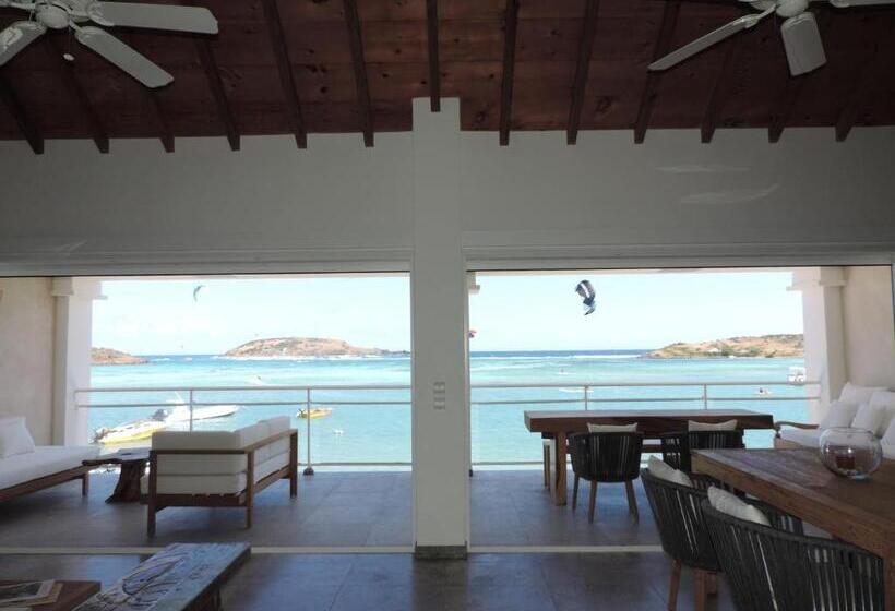 سوییت لوکس, Les Ondines Sur La Plage