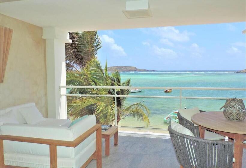 سوئیت با تخت بزرگ, Les Ondines Sur La Plage