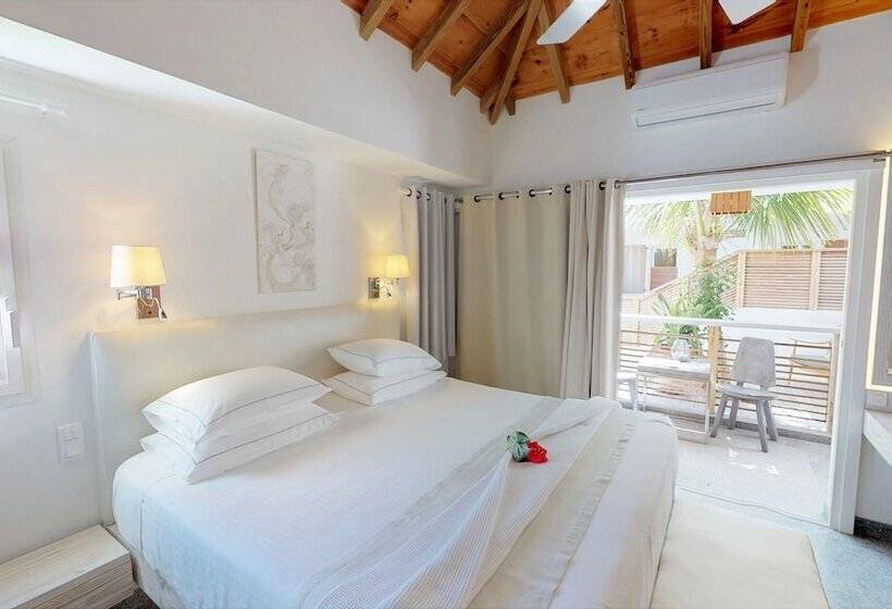 اتاق کلاسیک, Les Ondines Sur La Plage