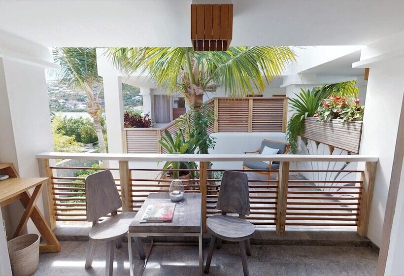 اتاق کلاسیک, Les Ondines Sur La Plage