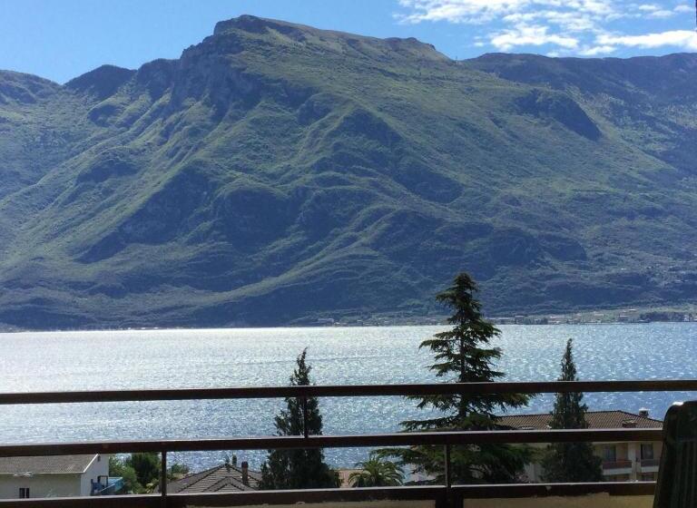 高级大房间, Limone