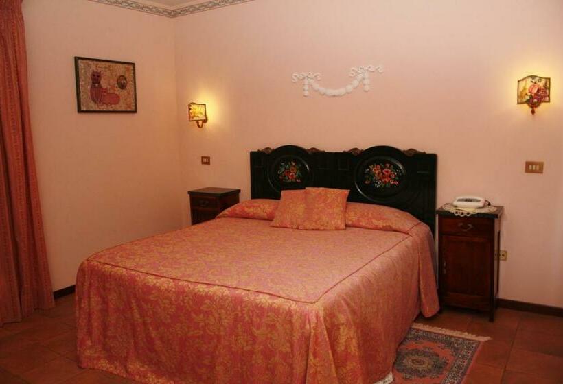 חדר סטנדרט, Locanda Salimbeni