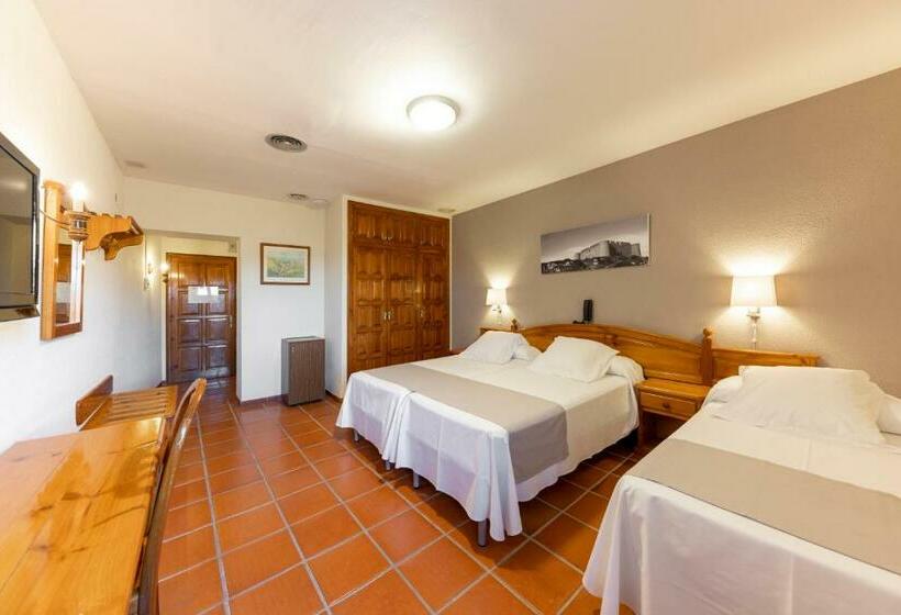 Номер Стандарт Трехместный, Mas Torrellas