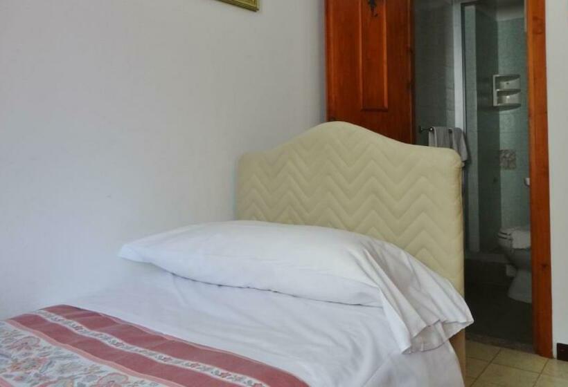 Номер Стандарт Индивидуальный, Piccolo Mondo