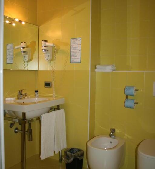 스탠다드 트리플 룸, Residence Ristorante Ramandolo