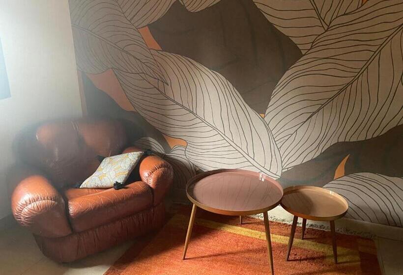 스탠다드 스튜디오, Residence Ristorante Ramandolo