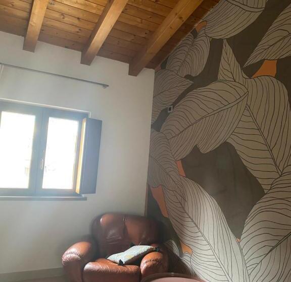 استودیوی استاندارد, Residence Ristorante Ramandolo