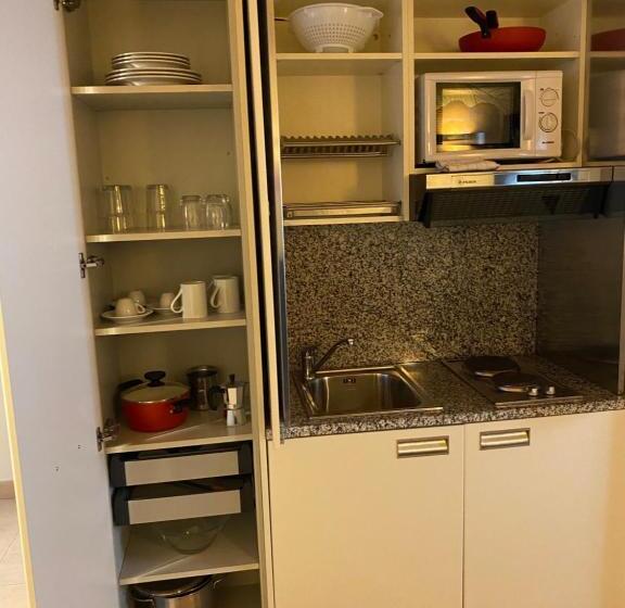 스탠다드 스튜디오, Residence Ristorante Ramandolo