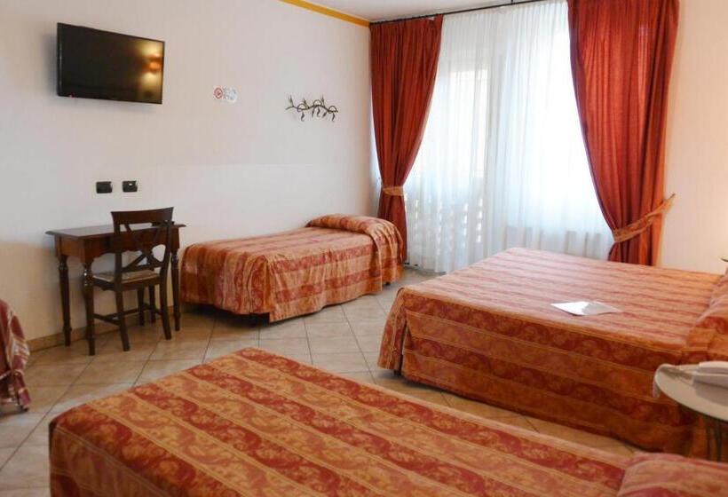 Четырехместный Номер Стандарт, Ristorante Italia