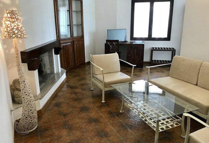 חדר סטנדרט לשלושה, Su Meriagu