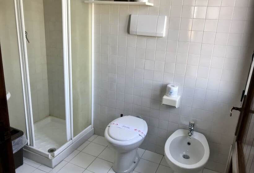 חדר סופריור, Su Meriagu