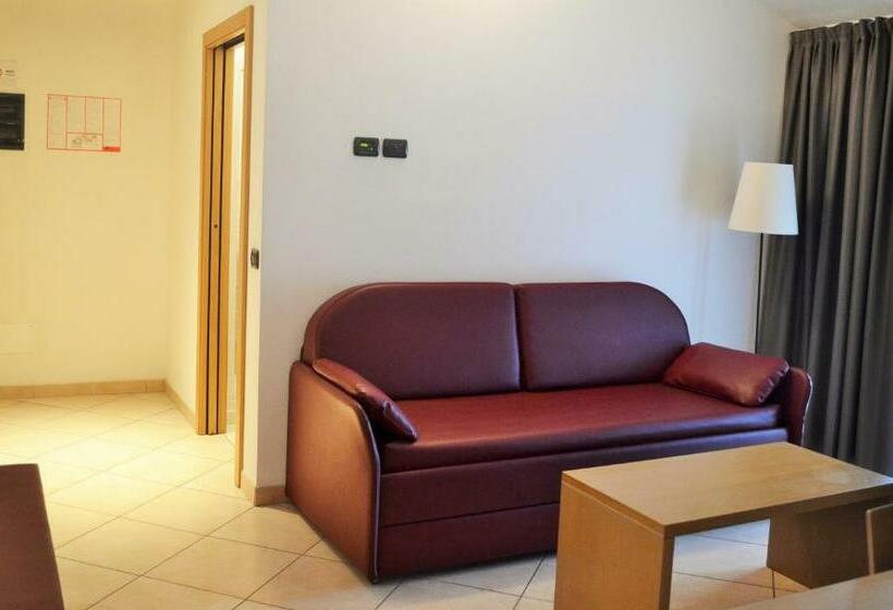 סוויטת ג'וניור, Villa Franca