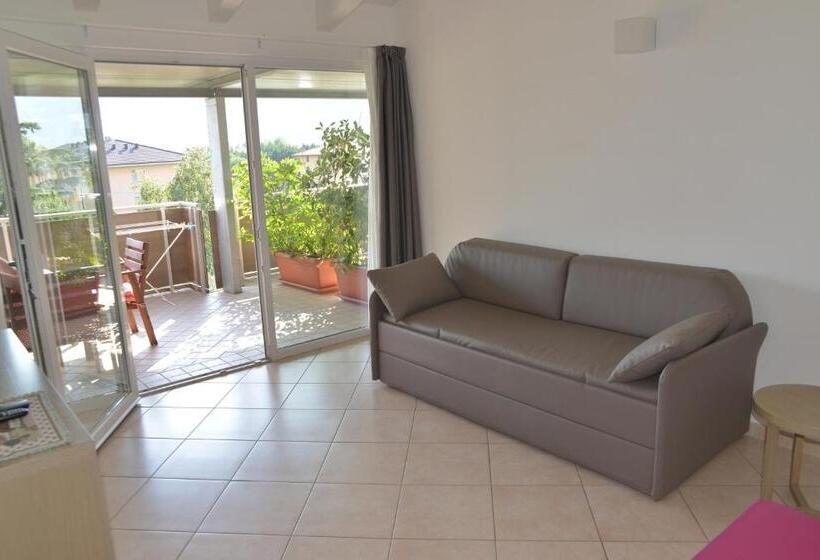 סוויטה, Villa Franca