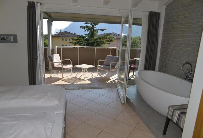 סוויטה, Villa Franca